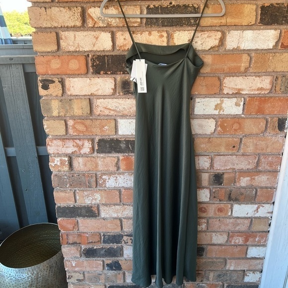 NWT Zara Green satin slip dress green - Picture 8 of 9